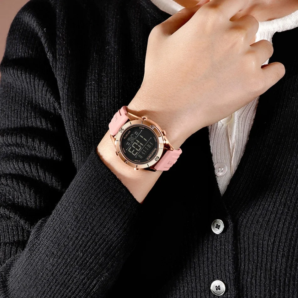 NAVIFORCE Orologio da donna Mo - Luxury Watch Black recensione e prezzo