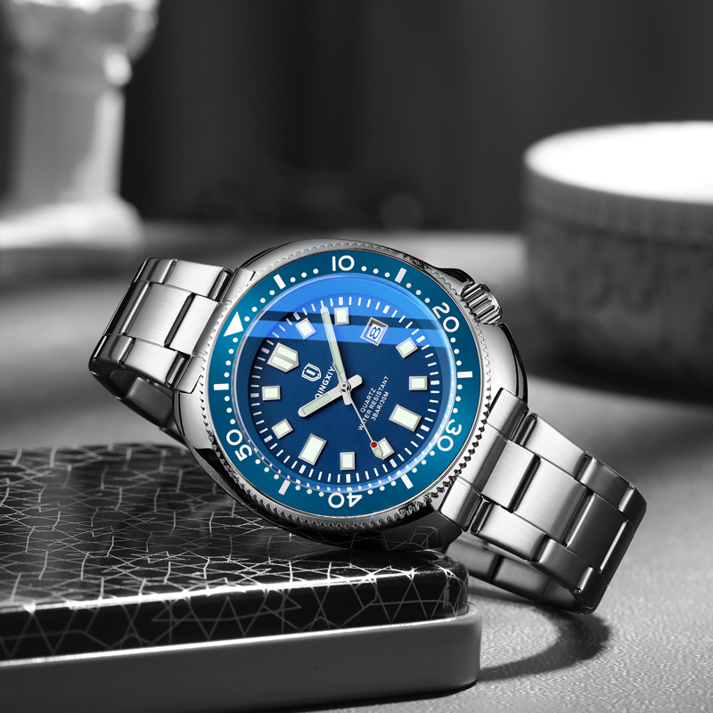 QINGXIYA marchio moda classico - Luxury Watch Exhibition recensione e prezzo